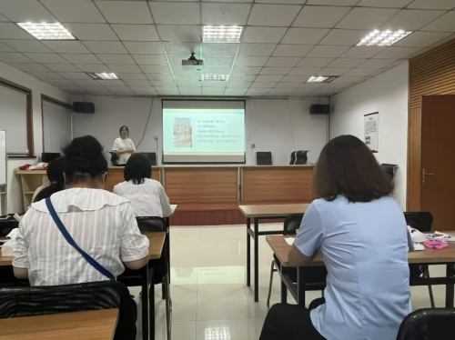 2025媒体管家：南通大学杏林学院：心灯照社区，共守安康路