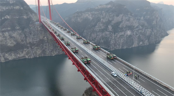 黄河三峡大桥完成荷载试验 两岸通行时间2小时将变20分钟