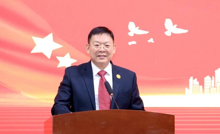 中联国兴书画院与蒙古国军人联合会文化交流联谊会在京举办(图4) 中联国兴书画院与蒙古国军人联合会文化交流联谊会在京举办(图4)