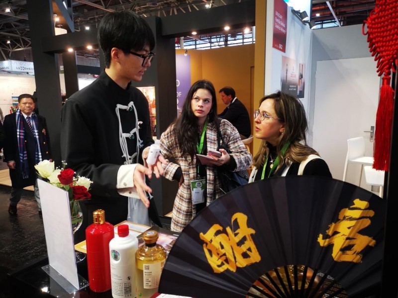 酣客君丰酒业赴欧参加布鲁塞尔国际烈性酒大奖赛,开启中国白酒出海新征程(图2) 酣客君丰酒业赴欧参加布鲁塞尔国际烈性酒大奖赛,开启中国白酒出海新征程(图2)