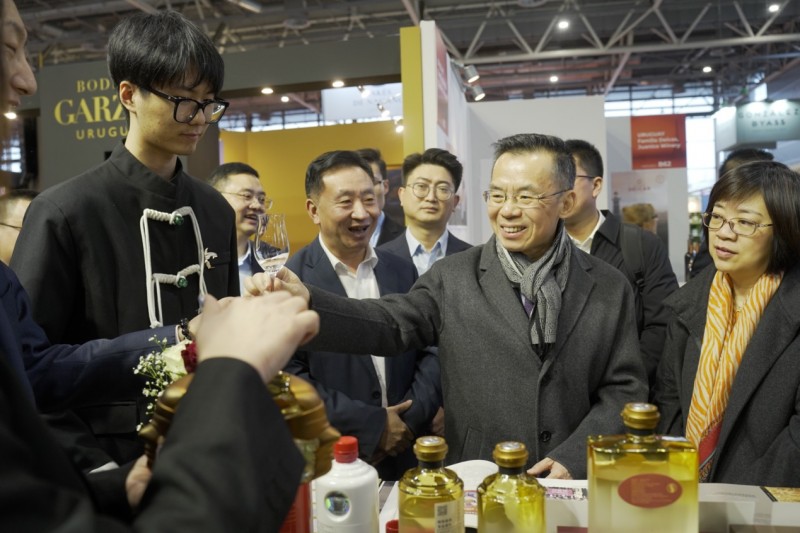 酣客君丰酒业赴欧参加布鲁塞尔国际烈性酒大奖赛,开启中国白酒出海新征程(图3) 酣客君丰酒业赴欧参加布鲁塞尔国际烈性酒大奖赛,开启中国白酒出海新征程(图3)