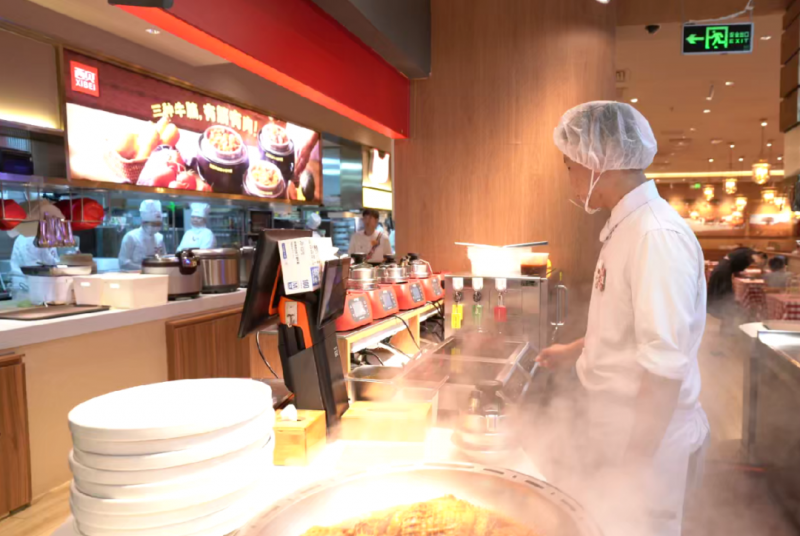 降价发券 + 现制现做，西贝用 “实在招” 化解争议、客流回升(图4)