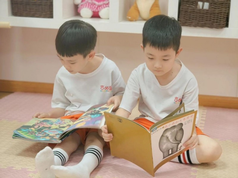 心爱的书，自然的甜 —— 吉的堡幼儿园读书月活动纪实(图3)